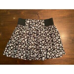 Size medium elastic skirt